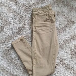 American eagle tan pants 🦅
